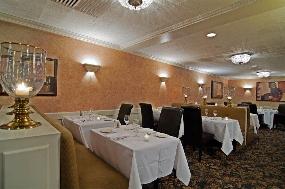 The Senator Hotel & Conference Center Timmins Eksteriør bilde